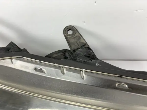 2014 2015 2016 2017 2018 2019 2020 toyota 4runner halogen right oem headlight - Image 4