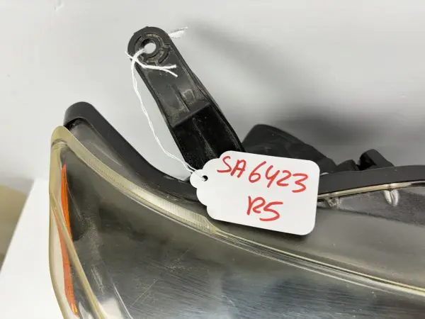 2014 2015 2016 2017 2018 2019 2020 toyota 4runner halogen right oem headlight - Image 6