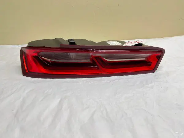 NICE 84136774 2016 2017 2018 CHEVY CAMARO LED REAR LEFT OEM TAIL LIGHT