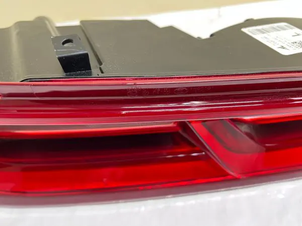NICE 84136774 2016 2017 2018 CHEVY CAMARO LED REAR LEFT OEM TAIL LIGHT - Image 9