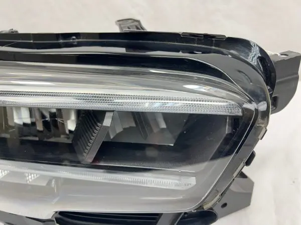 2020 2021 2022 2023 toyota tacoma full led front right oem headligh - Image 4