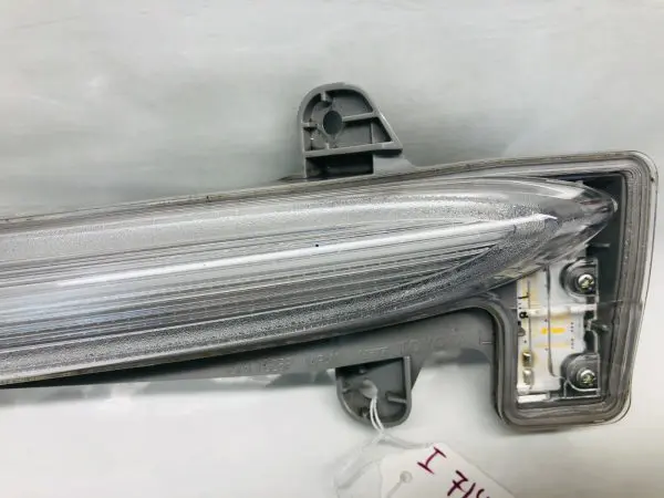 2020 2021 2022 TOYOTA COROLLA LED FRONT LEFT OEM RUNNING LIGHT FOG LIGHT - Image 3