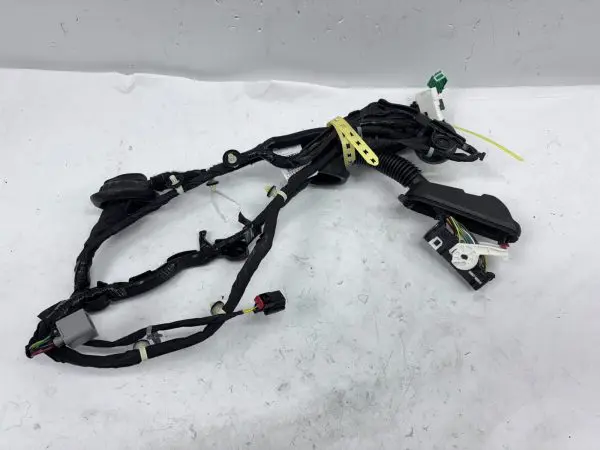 OEM 2024 SIERRA 2500 3500 SILVERADO 2500 3500 FRONT RIGHT DOOR HARNESS 85625102 - Image 11