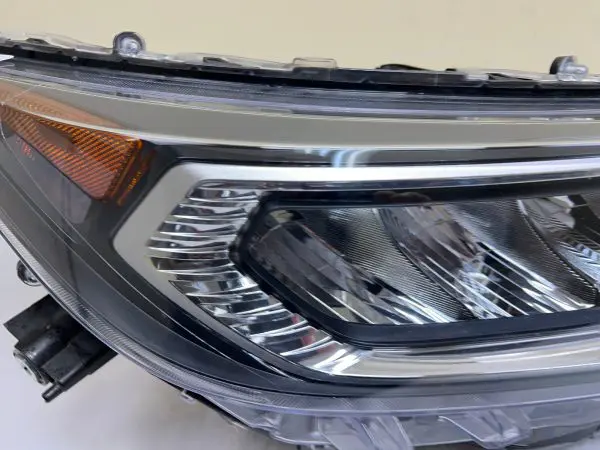 ALL TABS 2019 2020 2021 TOYOTA RAV4 LED FRONT RIGHT OEM HEADLIGHT - Image 8
