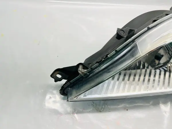 11 2012 2013 2014 2015 2016 2017 2018 2019 2020 TOYOTA SIENNA LEFT OEM HEADLIGHT - Image 9