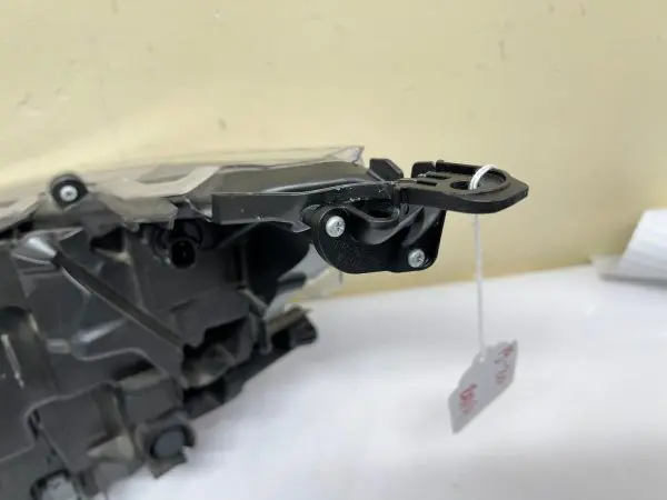 ALL TABS 2019 2020 2021 TOYOTA RAV4 LED FRONT RIGHT OEM HEADLIGHT - Image 18
