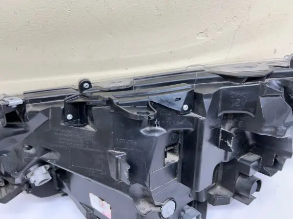 ALL TABS 2019 2020 2021 TOYOTA RAV4 LED FRONT RIGHT OEM HEADLIGHT - Image 19