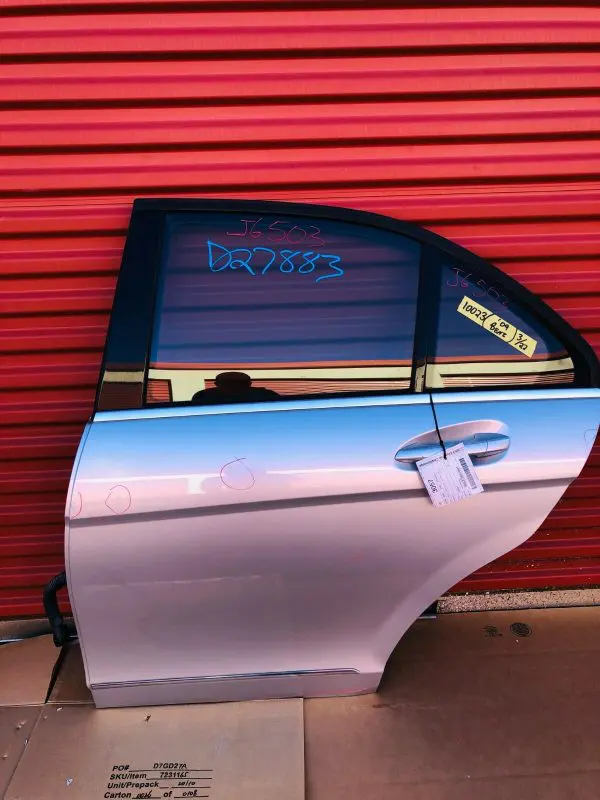 2008-2010 2011 2012 2013 2014 MERCEDES BENZ C CLASS C300 C250 REAR LEFT OEM DOOR