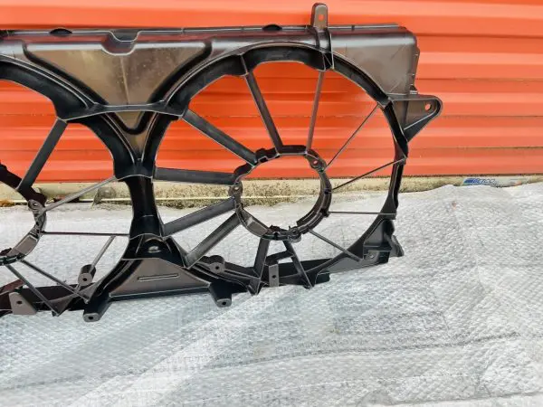 GM Engine Cooling Fan Rear Shroud 23123635 Escalade Silverado Tahoe Yukon Sierra - Image 3