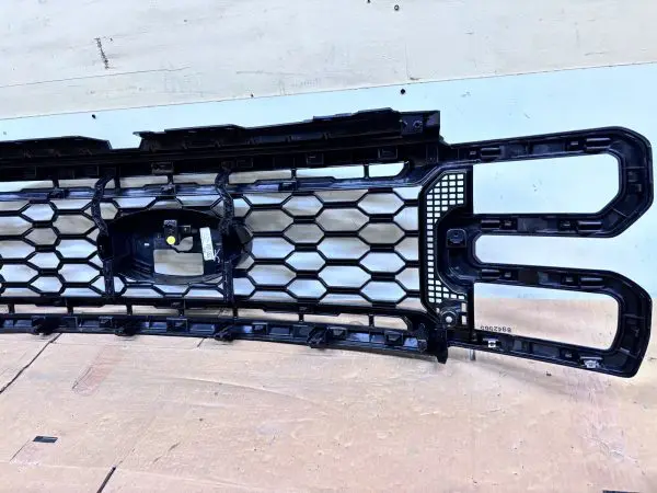 OEM 2023 2024 FORD F250 F350 SUPER DUTY FRONT GRILLE pc3z8200ha - Image 16