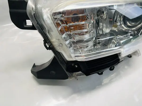 TABS 2016 2017 2018 2019 2020 2021 2022 TOYOTA TACOMA HALOGEN LEFT OEM HEADLIGHT - Image 11