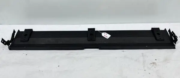 OEM 2019 2020 2021 2022 gmc sierra 1500 Rear Tail Gate Step Pad 84708313