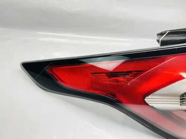 🎈 2017 2018 2019 FORD ESCAPE HALOGEN LED REAR LEFT OEM TAIL LIGHT GJ5413405AH - Image 7