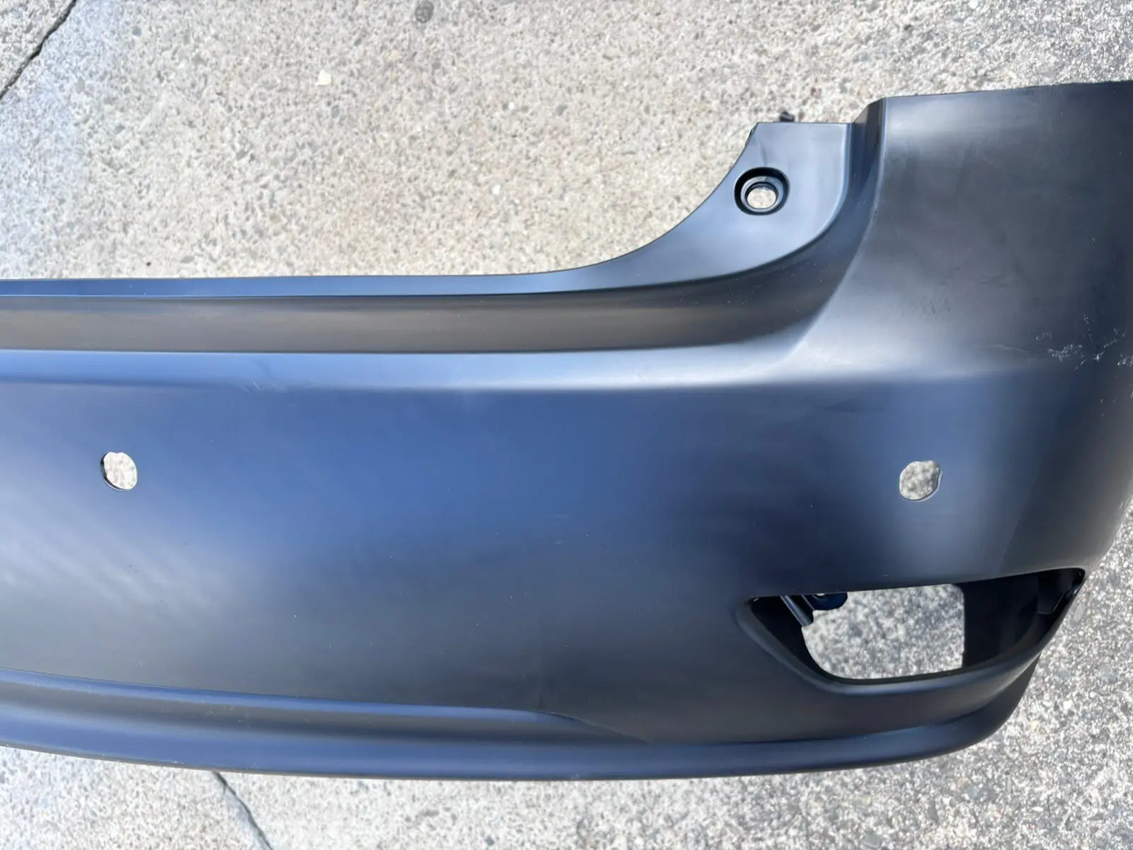 OEM 52105-0E903 2010 2011 2012 2013 2014 2015 Lexus Rx Rx350 Rx450 Rear Bumper - Image 6