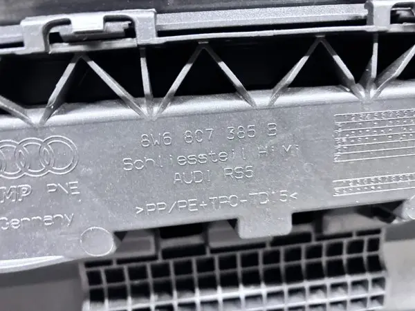 OEM 2019 AUDI RS5 SPORTBACK REAR BUMPER WITH CARBON SPOILER DIFFUSER 8w6807521af - Image 20