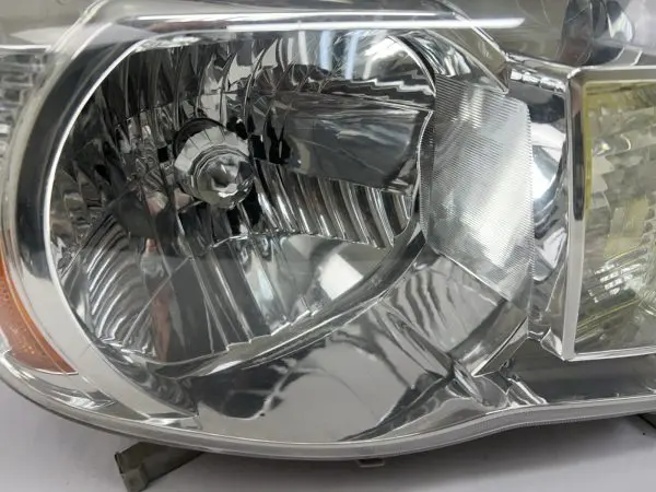 all tabs 2005 2006 2007 2008 2009 2010 2011 toyota tacoma right capa headlight - Image 6