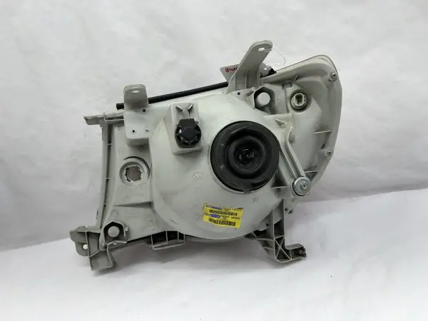 all tabs 2005 2006 2007 2008 2009 2010 2011 toyota tacoma right capa headlight - Image 17