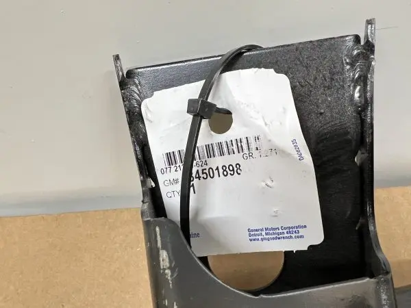2018-2021 2022 2023 BUICK ENCLAVE LOWER TIE BAR RADIATOR SUPPORT OEM 84501898 - Image 10