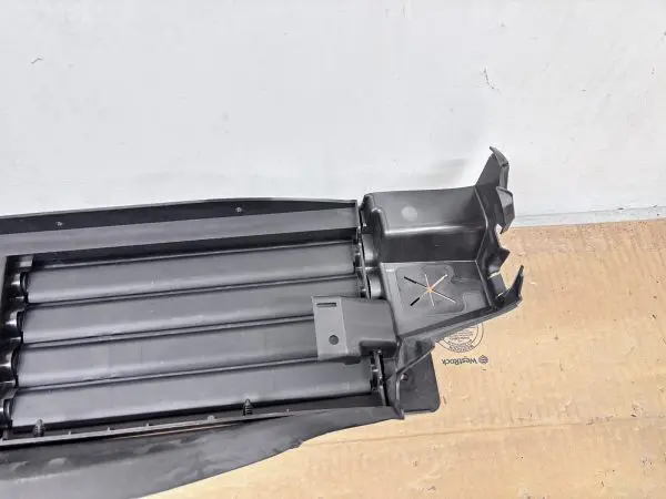 2022 2023 2024 JEEP GRAND CHEROKEE OEM RADIATOR SHUTTER GENUINE 68488785ad - Image 2