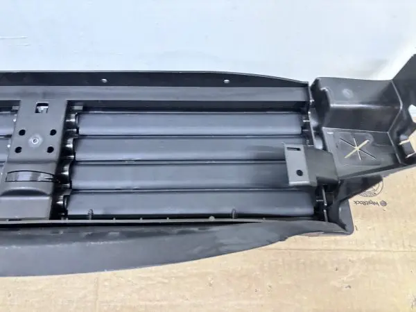 2022 2023 2024 JEEP GRAND CHEROKEE OEM RADIATOR SHUTTER GENUINE 68488785ad - Image 4