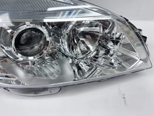 MINT 2008 2009 2010 2011 MERCEDES C CLASS C300 C250 C350 RIGHT OEM HEADLIGHT - Image 7