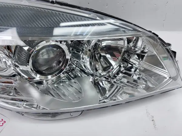 MINT 2008 2009 2010 2011 MERCEDES C CLASS C300 C250 C350 RIGHT OEM HEADLIGHT - Image 8
