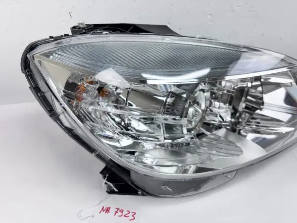 MINT 2008 2009 2010 2011 MERCEDES C CLASS C300 C250 C350 RIGHT OEM HEADLIGHT - Image 12