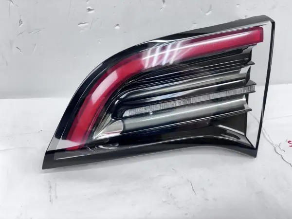 2021 2022 2023 2024 TESLA MODEL 3 Y LED REAR RIGHT OEM TAIL LIGHT 1502089-00-b - Image 9