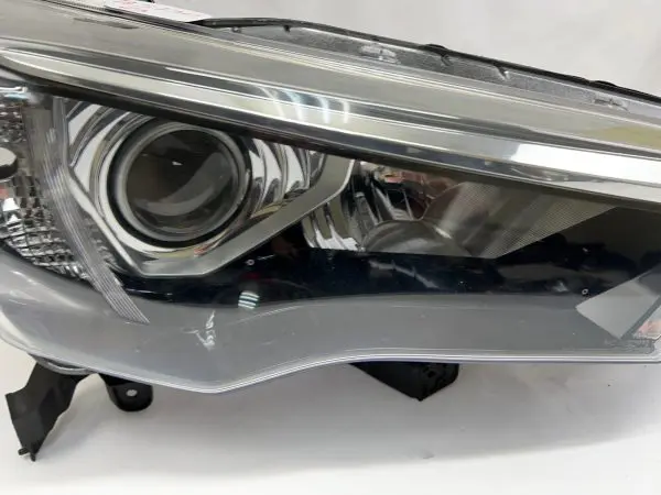 2014 2015 2016 2017 2018 2019 2020 TOYOTA 4RUNNER HALOGEN  RIGHT CAPA HEADLIGHT - Image 5