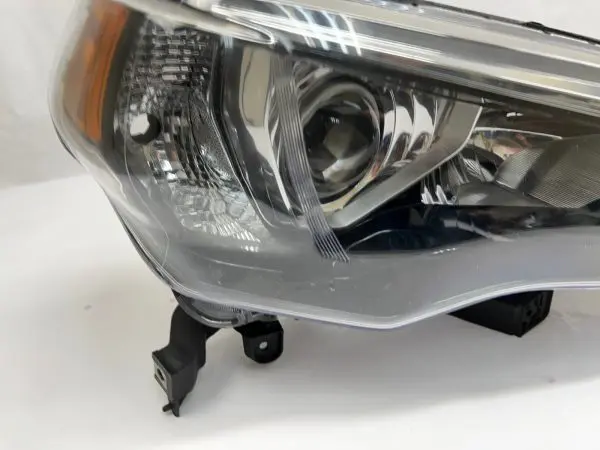 2014 2015 2016 2017 2018 2019 2020 TOYOTA 4RUNNER HALOGEN  RIGHT CAPA HEADLIGHT - Image 6