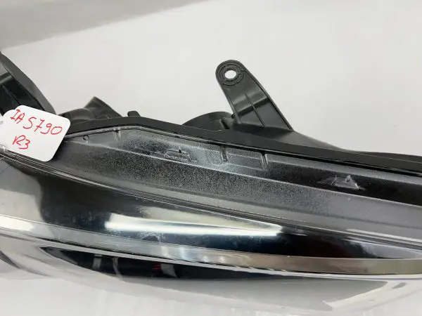 2014 2015 2016 2017 2018 2019 2020 TOYOTA 4RUNNER HALOGEN  RIGHT CAPA HEADLIGHT - Image 10