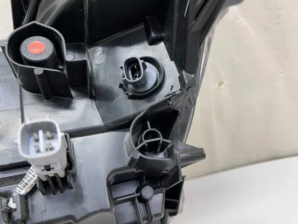 2020 2021 2022 TOYOTA COROLLA LED FRONT RIGHT OEM HEADLIGHT GENUINE - Image 16