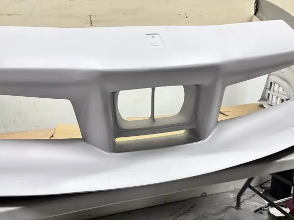 fra9c0001000 FERRARI 488 CHALLENGE FRONT OEM CARBON BUMPER PRIMED - Image 2