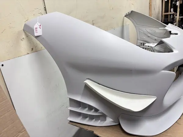 fra9c0001000 FERRARI 488 CHALLENGE FRONT OEM CARBON BUMPER PRIMED - Image 6