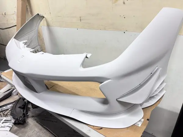 fra9c0001000 FERRARI 488 CHALLENGE FRONT OEM CARBON BUMPER PRIMED - Image 10