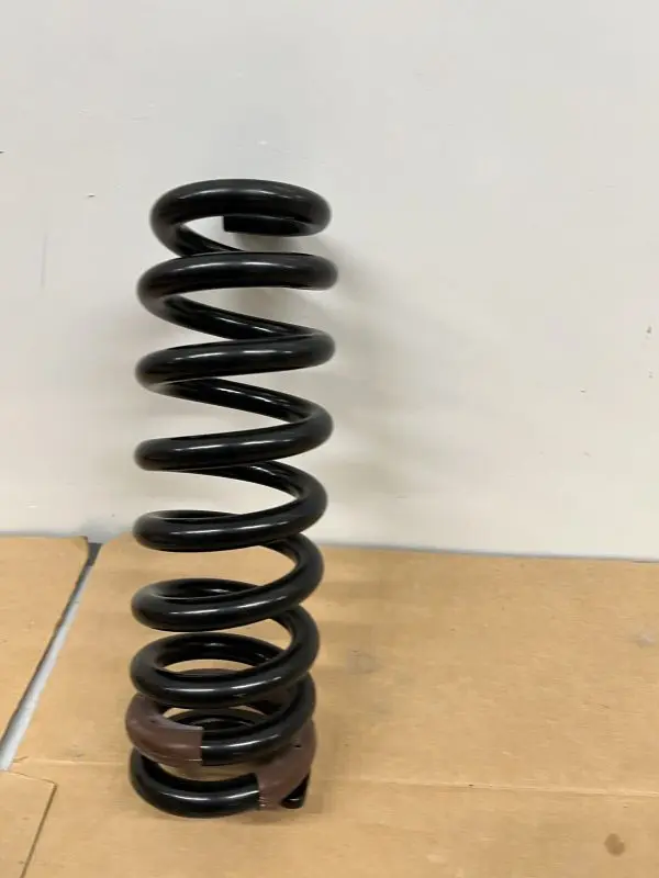 2005-2011 TOYOTA TACOMA PRE RUNNER OFF ROAD FRONT LEFT COIL SPRING 48131ad251 - Image 5