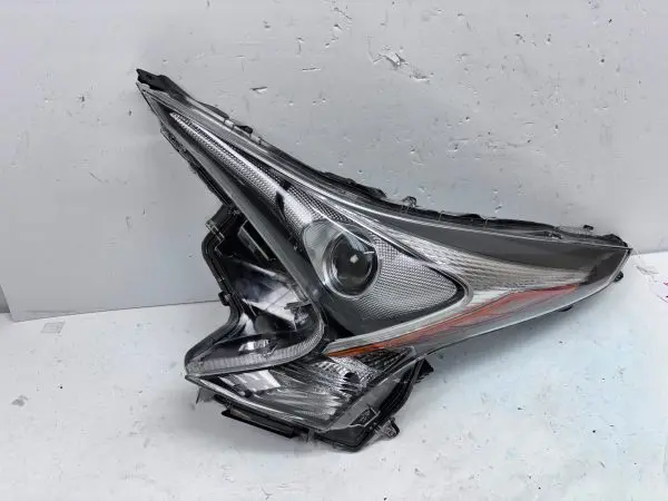 81070-47711  2016 2017 2018 TOYOTA PRIUS LED FRONT LEFT OEM HEADLIGHT
