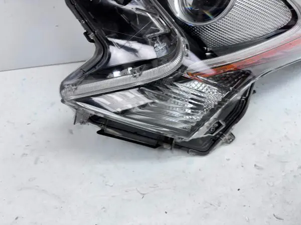 81070-47711  2016 2017 2018 TOYOTA PRIUS LED FRONT LEFT OEM HEADLIGHT - Image 3