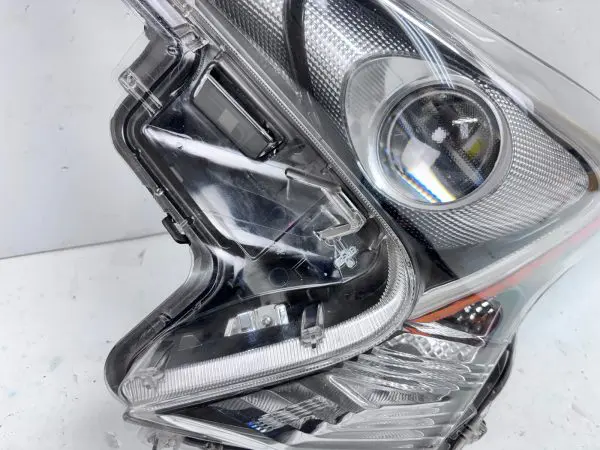 81070-47711  2016 2017 2018 TOYOTA PRIUS LED FRONT LEFT OEM HEADLIGHT - Image 4