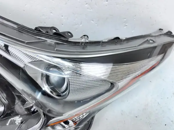 81070-47711  2016 2017 2018 TOYOTA PRIUS LED FRONT LEFT OEM HEADLIGHT - Image 9