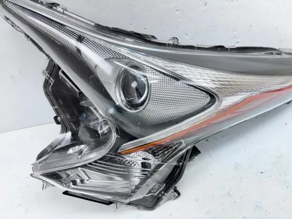 81070-47711  2016 2017 2018 TOYOTA PRIUS LED FRONT LEFT OEM HEADLIGHT - Image 10