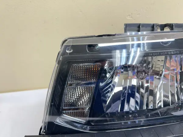 MINT 2014 2015 CHEVY CAMARO HALOGEN  FRONT LEFT CAPA HEADLIGHT OPEN BOX - Image 10