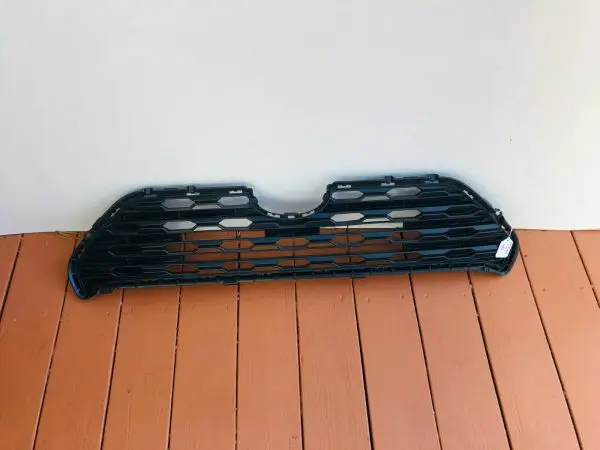 NICE 2019 2020 2021 TOYOTA RAV4 FRONT LOWER OEM GRILLE GENUINE 531120R120