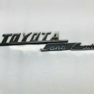 2020 2021 TOYOTA LAND CRUISER SIDE EMBLEM NAME TAG ONLY 1  PT413-60200-02