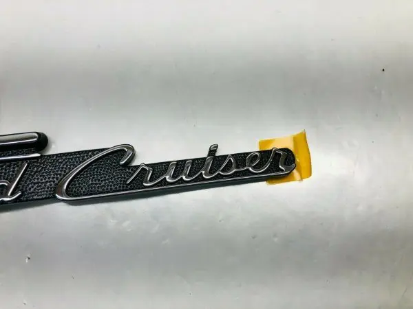 2020 2021 TOYOTA LAND CRUISER SIDE EMBLEM NAME TAG ONLY 1  PT413-60200-02 - Image 3