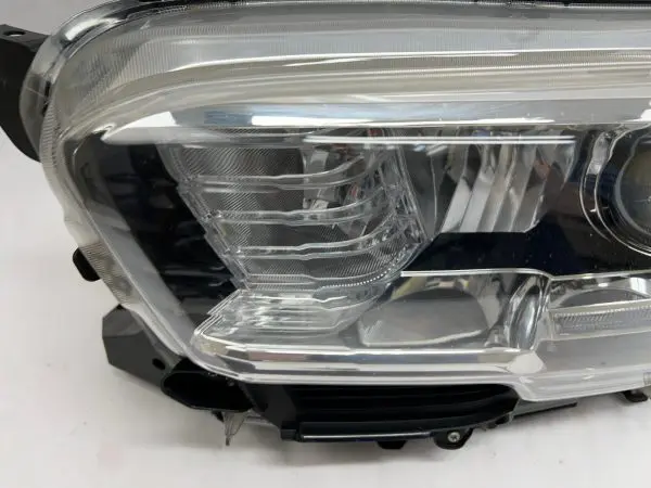 2016 2017 2018 2019 2020 2021 2022 toyota tacoma halogen led left oem headlight - Image 14