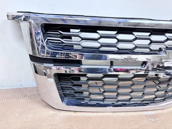 2015 2016 2017 2018 2019 2020 CHEVY TAHOE SUBURBAN OEM GRILLE CHROME 23440914 - Image 16
