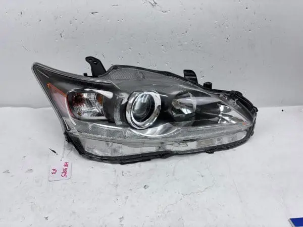 2011 2012 2013 2014 2015 2016 2017 LEXUS Ct Ct200 HALOGEN RIGHT OEM HEADLIGHT