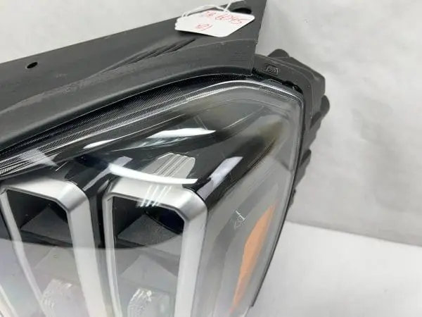 2011 2012 2013 2014 2015 2016 2017 LEXUS Ct Ct200 HALOGEN RIGHT OEM HEADLIGHT - Image 2