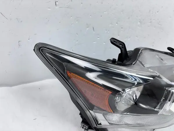 2011 2012 2013 2014 2015 2016 2017 LEXUS Ct Ct200 HALOGEN RIGHT OEM HEADLIGHT - Image 12
